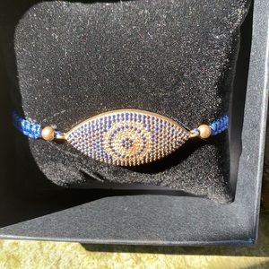 Beautiful adjustable crystal eye 🧿 bracelet!